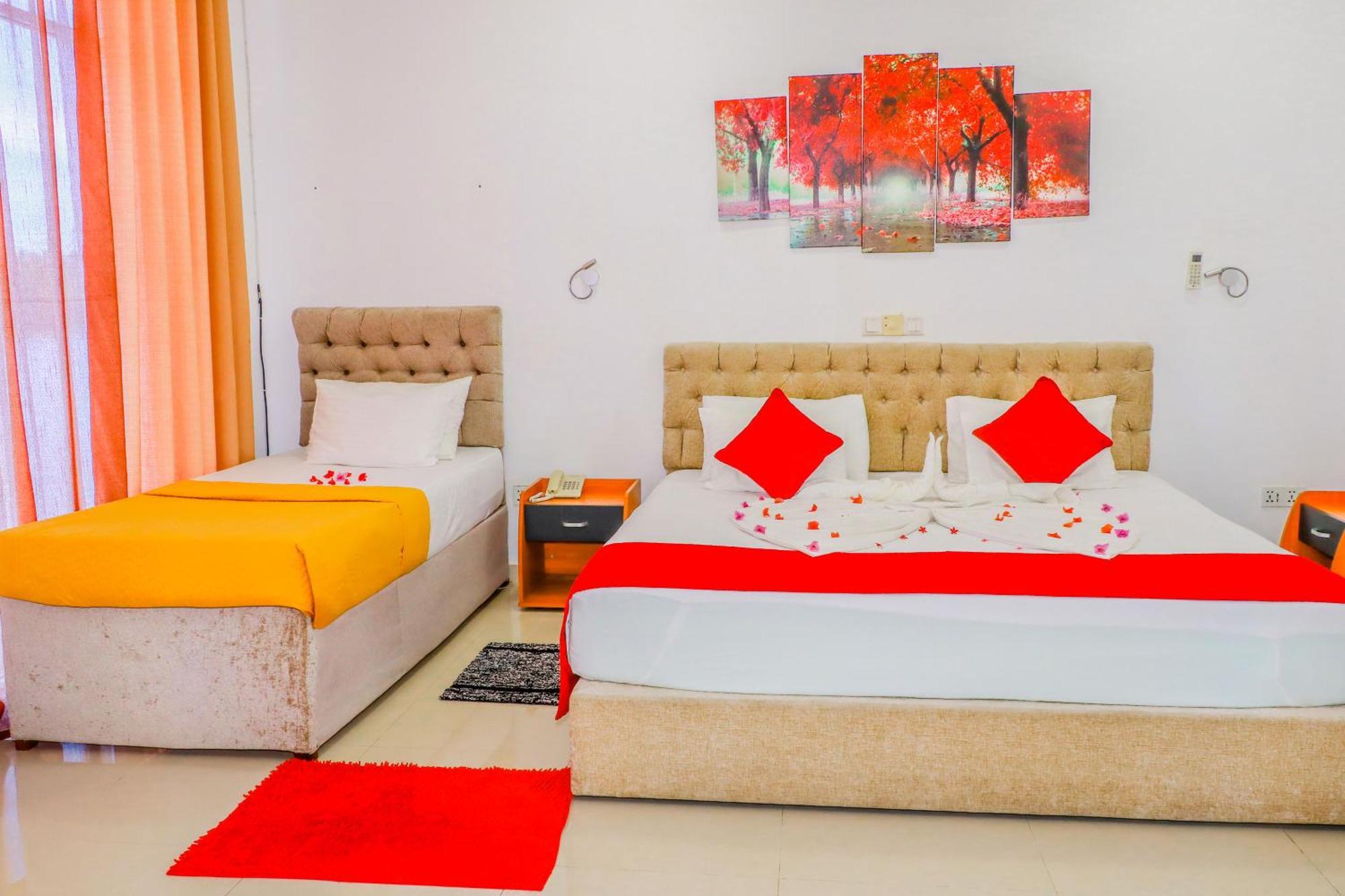 Amber House Lanka Hotel Bentota Exterior photo