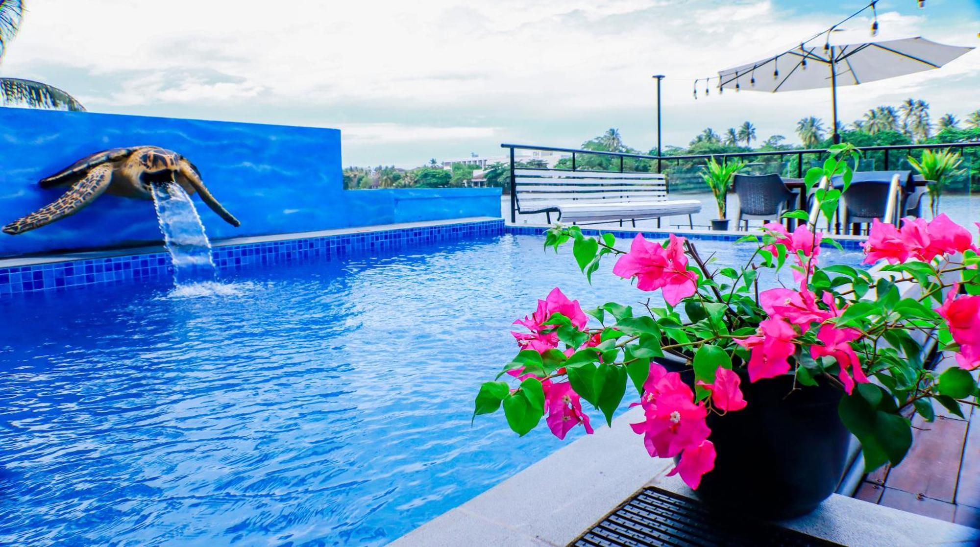 Amber House Lanka Hotel Bentota Exterior photo