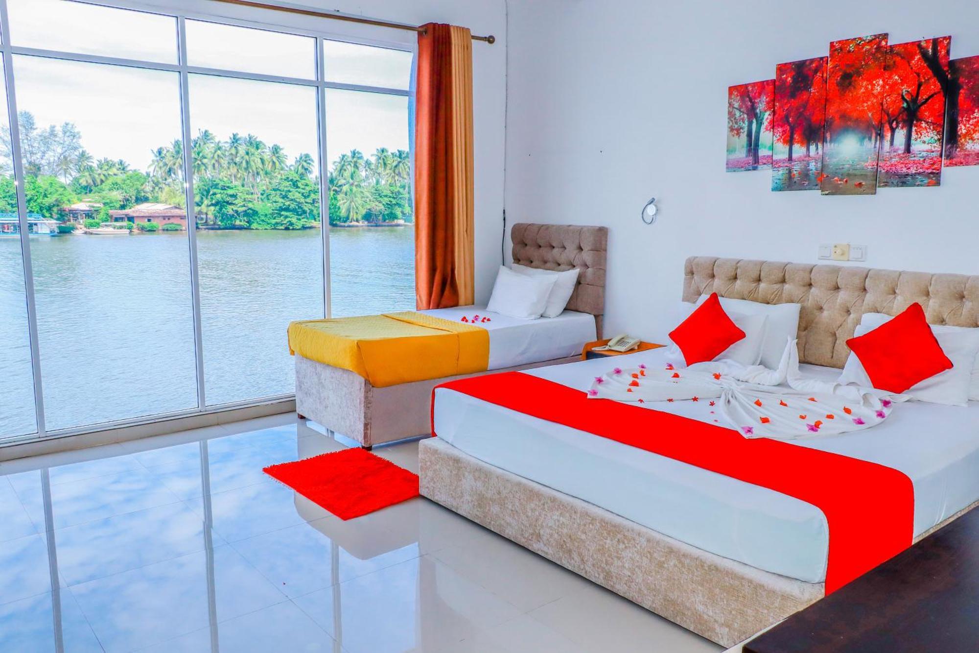 Amber House Lanka Hotel Bentota Exterior photo
