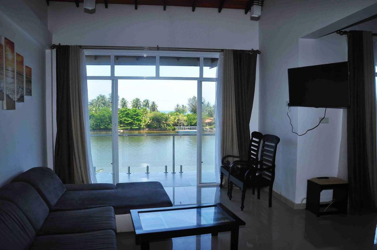 Amber House Lanka Hotel Bentota Exterior photo